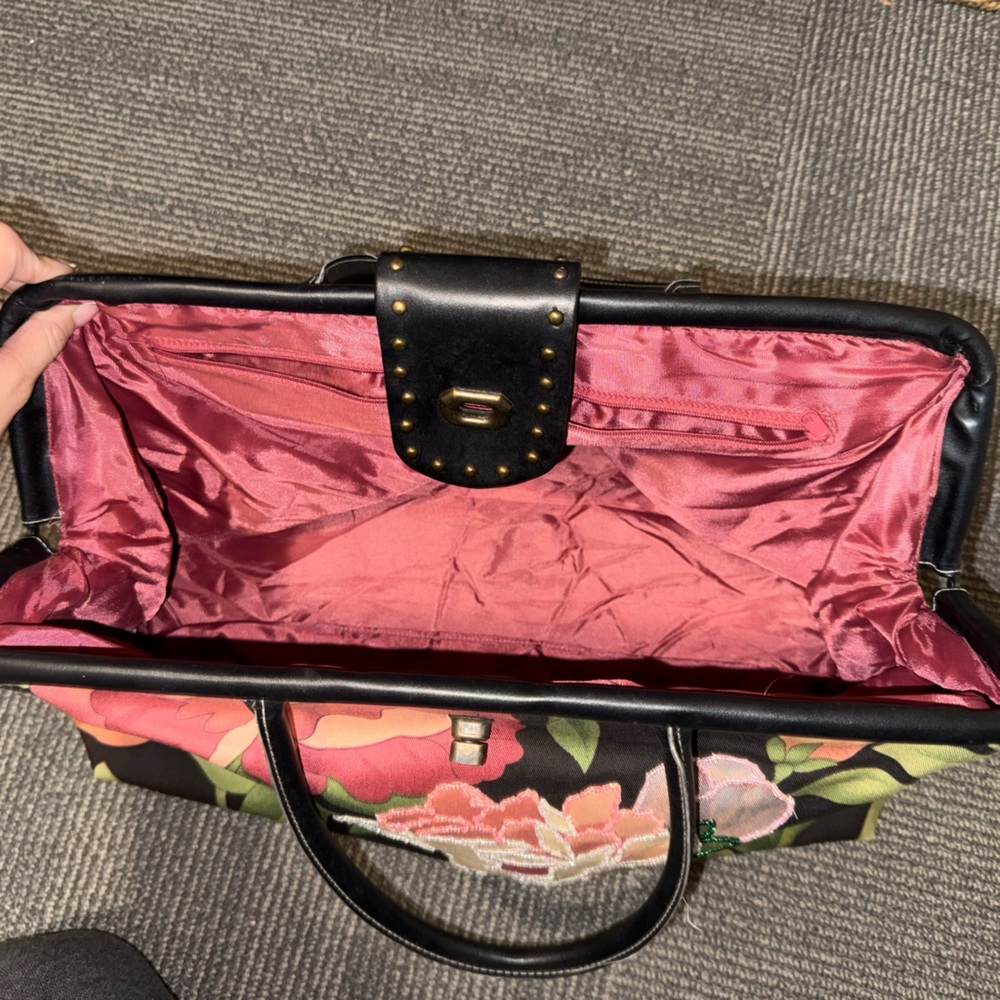 Black Floral Bag - Picture 4 of 6
